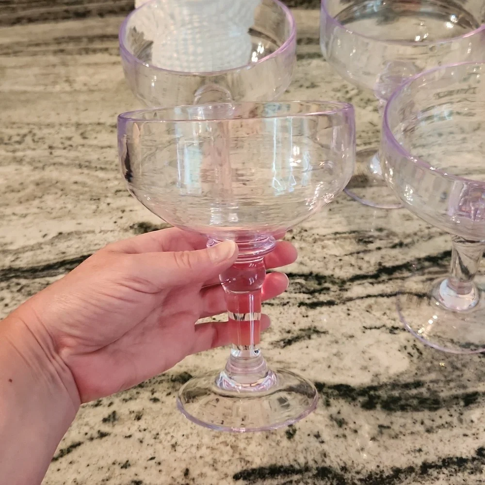 Margarita Glasses, Outdoor Clear Plastic, Lot of 4 - Picture 7 of 9